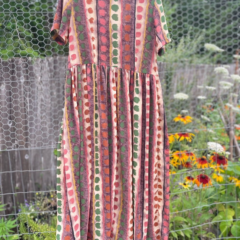Colorful Patterned Dress - Picture 3 of 3
